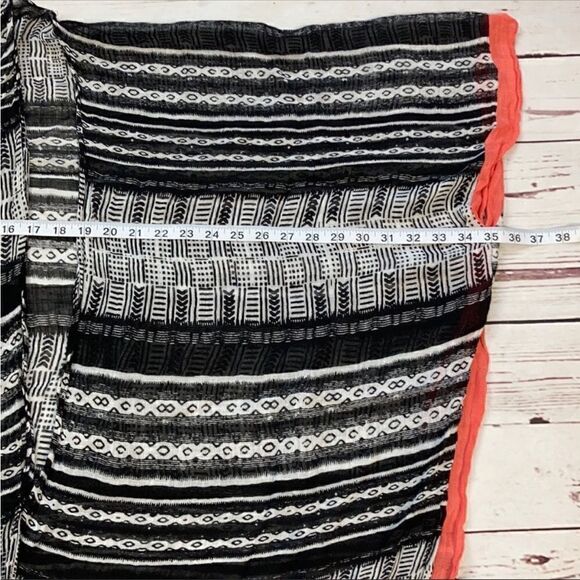 Love Stitch Open Boho Poncho Wrap One Size - Picture 8 of 8